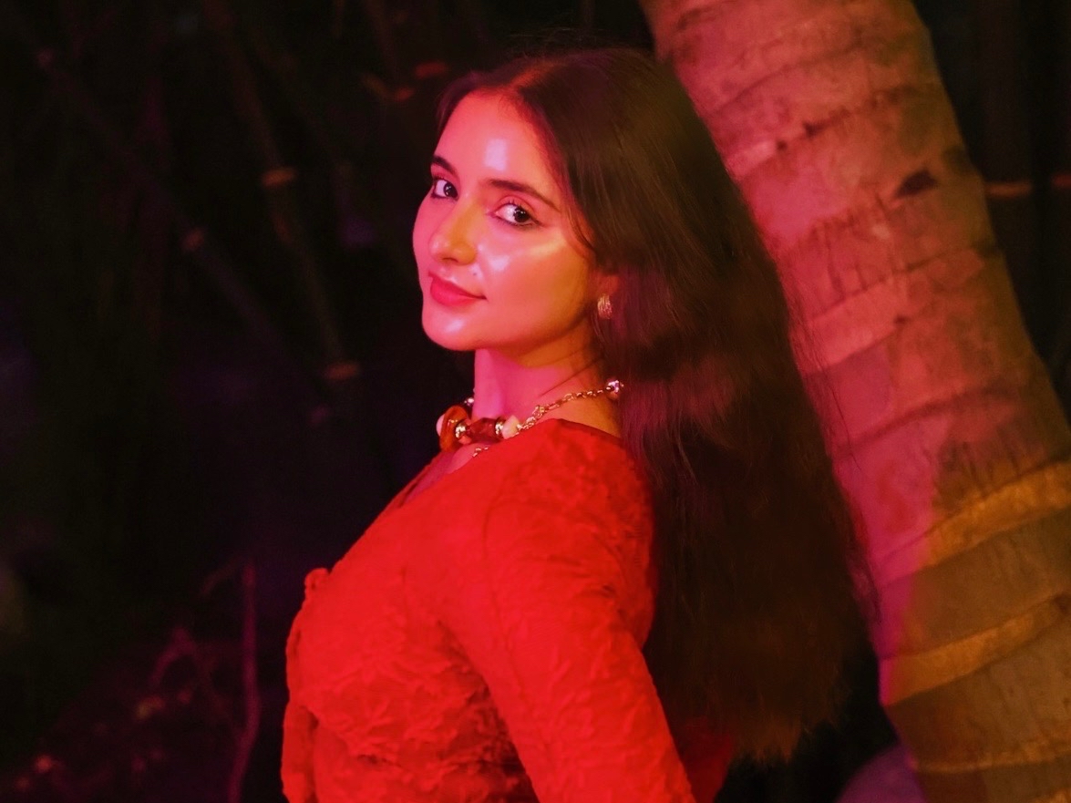 Luna Rosa: The Catalyst Behind a Rising Musical Journey